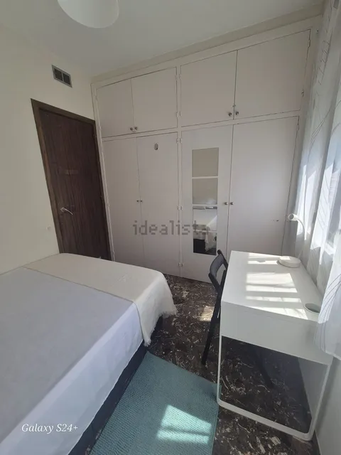 Habitació de lloguer, Barcelona (3/7)