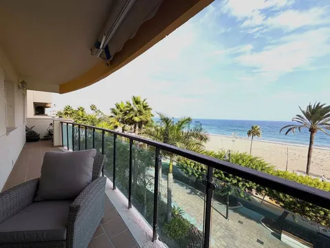 Pis de 192 m² a Estepona