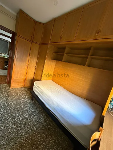 Room for rent, Barcelona (2/3)