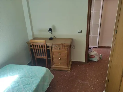 Pis de 120 m² a Còrdova