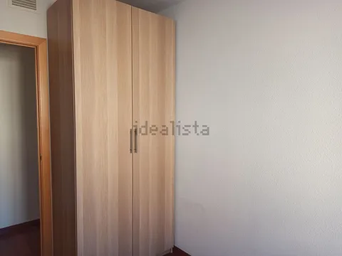 Flat 85 m² in Cadrete