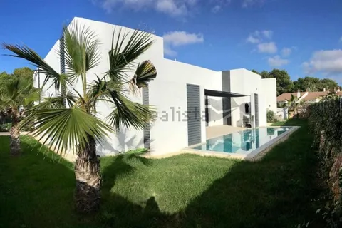 Pis de 500 m² a Almeria