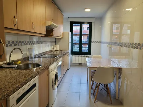Pis de 77 m² a Gijón