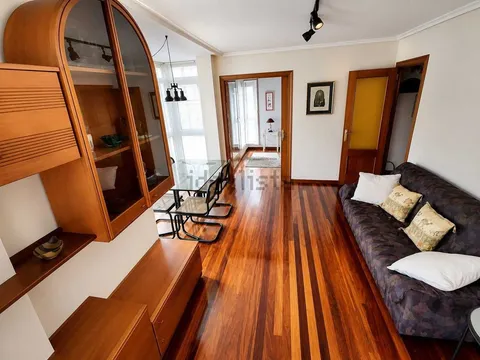 Wohnung 80 m² in Santander (2/21)