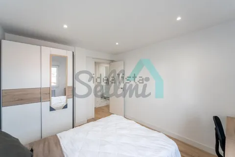 Pis de 104 m² a Oviedo