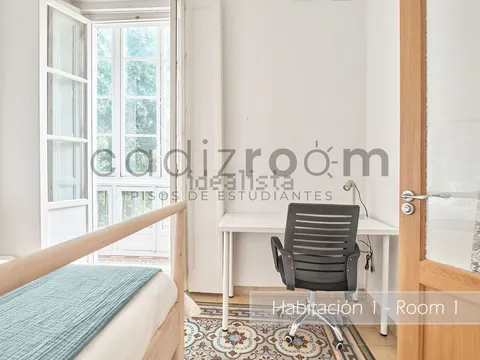 Room for rent, Cádiz