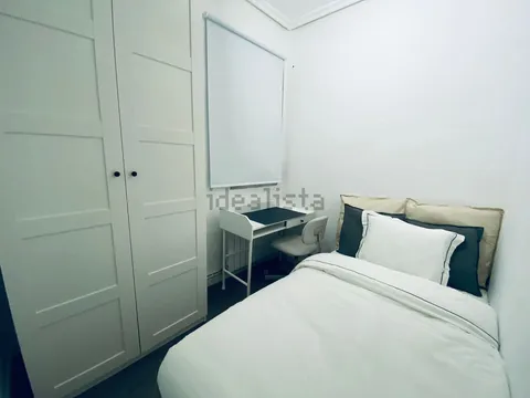 Кімната в оренду, Madrid