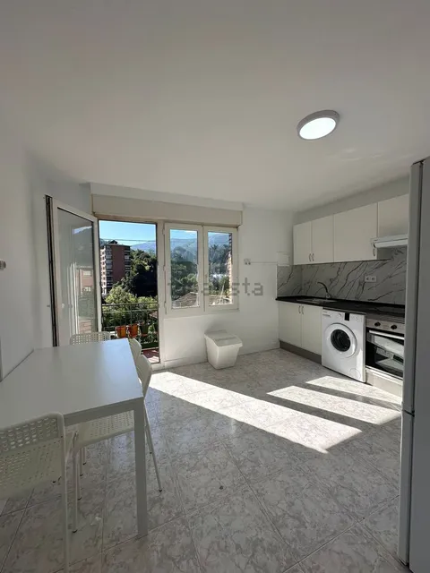 Habitació de lloguer, Alonsotegi