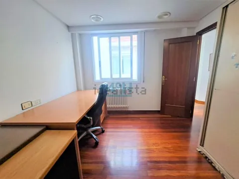 Pis de 112 m² a Ourense