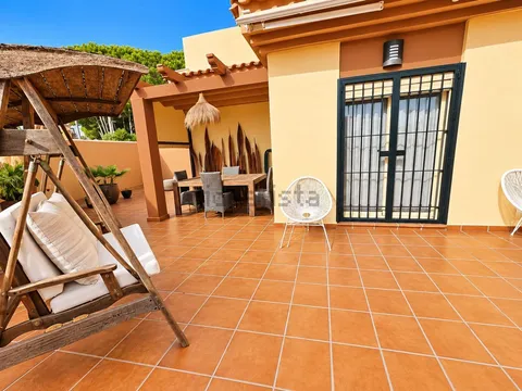 Casa de 250 m² a Alhaurín de la Torre (4/41)
