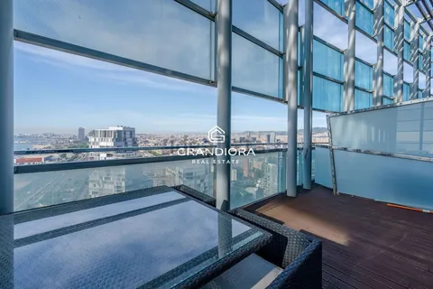 Flat 299 m² in Barcelona