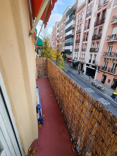 Flat 80 m² in Madrid