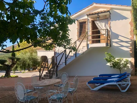 House 65 m² in Huesa