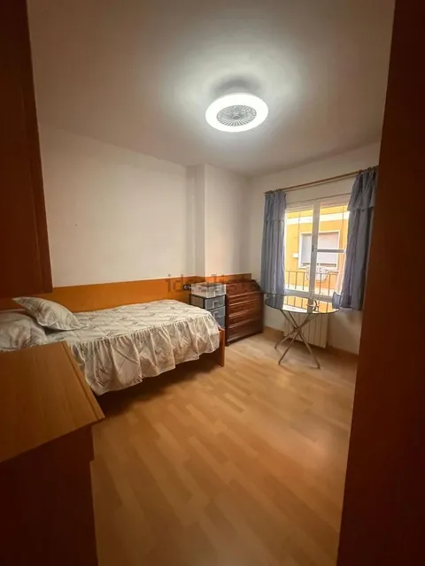 Apartamento 99 m² em Granada