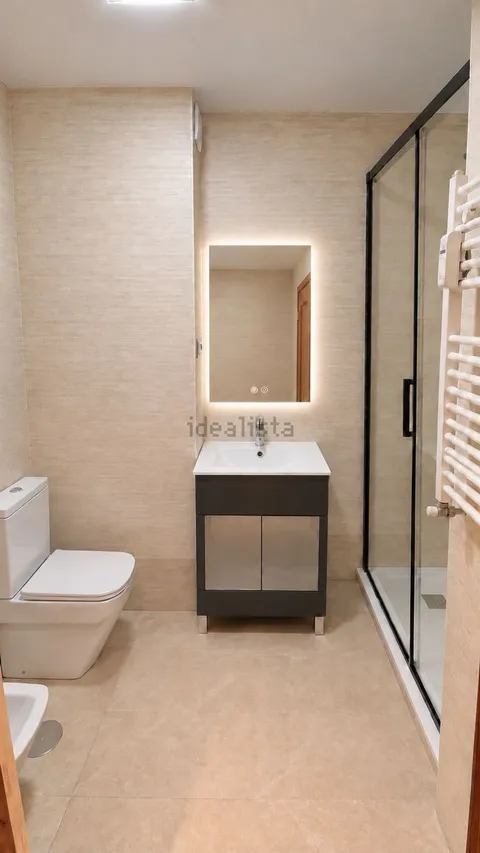 Zimmer zur Miete, Madrid (2/4)