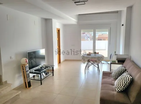 Habitació de lloguer, Montroi