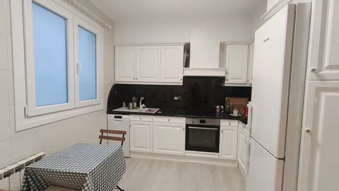 Pis de 90 m² a Sant Sebastià