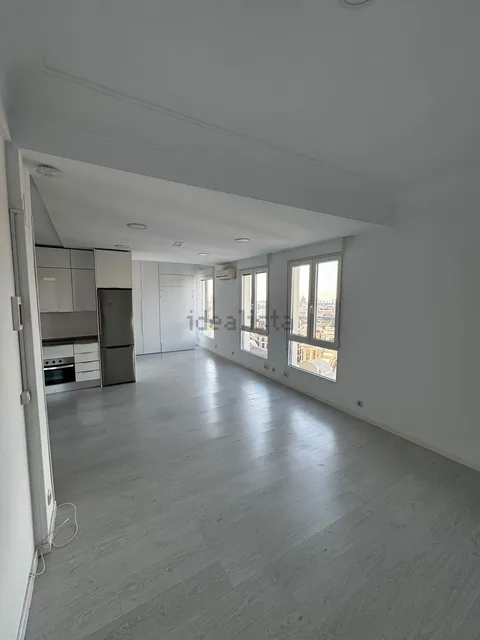 Flat 81 m² in Madrid