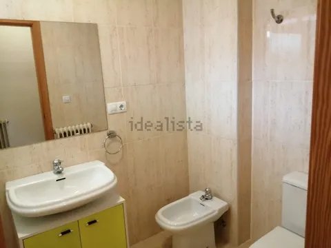 Pis de 50 m² a Àvila