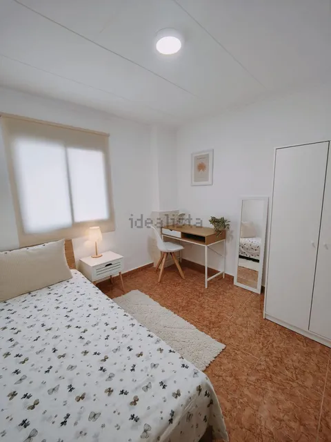 Chambre à louer, Xàtiva