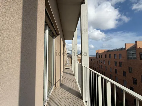 Wohnung 90 m² in Sabadell