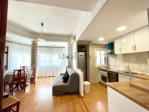 Wohnung 76 m² in Valencia