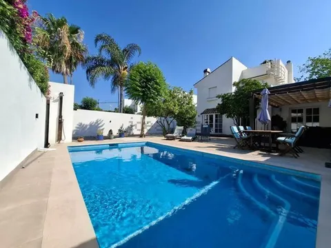 Casa de 390 m² a Estepona
