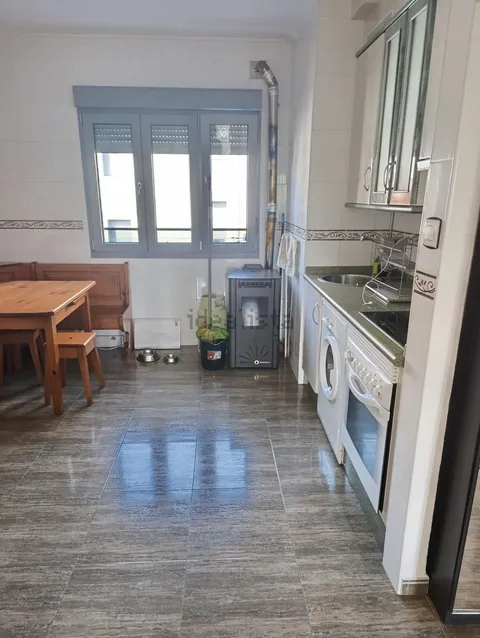 Pis de 49 m² a Gijón (2/8)