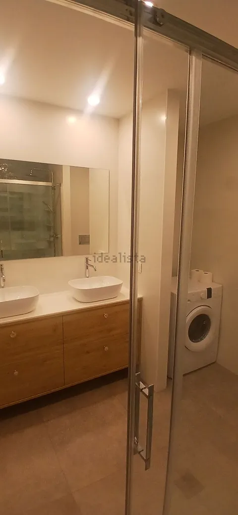 Apartamento 84 m² em Barañáin / Barañain
