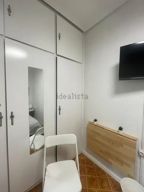 Chambre à louer, Madrid (4/8)
