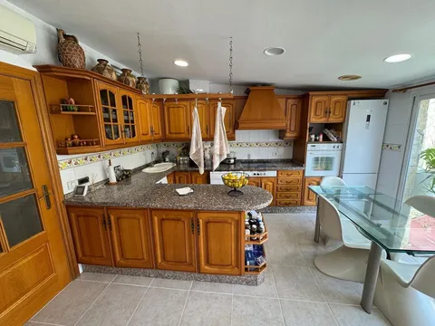 Casa 418 m² a Castelló de la Plana / Castellón de la Plana
