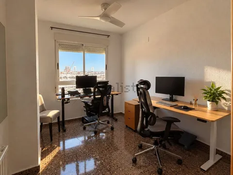 Pis de 93 m² a València