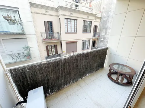 Appartamento 75 m² a Barcelona (2/13)