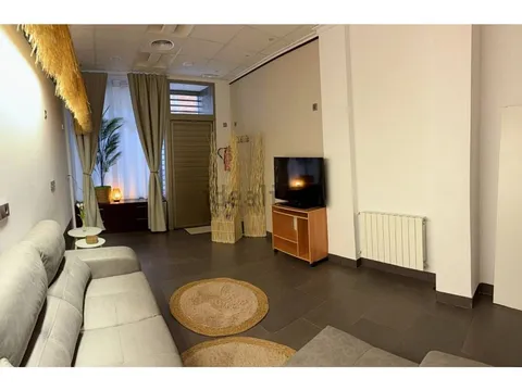 Pis de 80 m² a Ador (2/29)