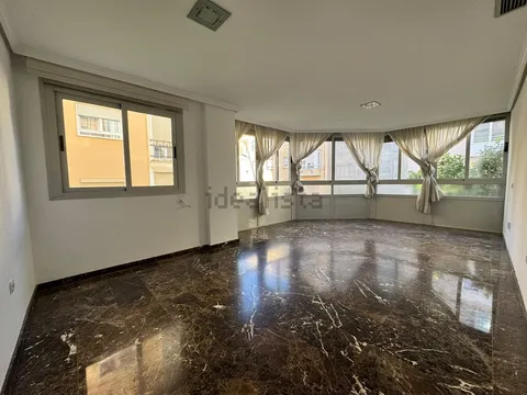 Pis de 122 m² a Almeria
