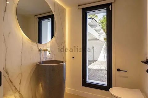Haus 400 m² in Marbella