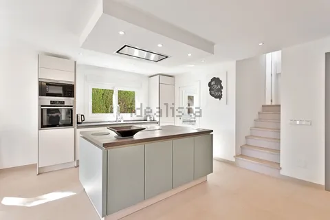Casa de 303 m² a San Roque