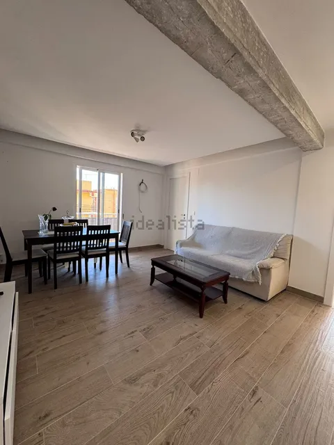 Chambre à louer, Valence