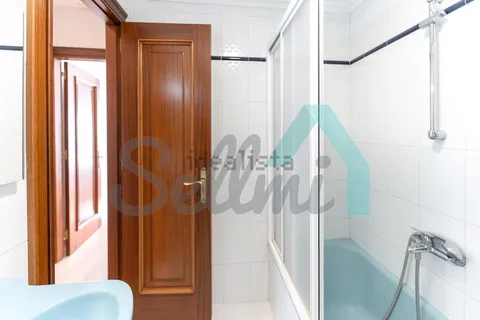 Piso de 129 m² en Castrillón