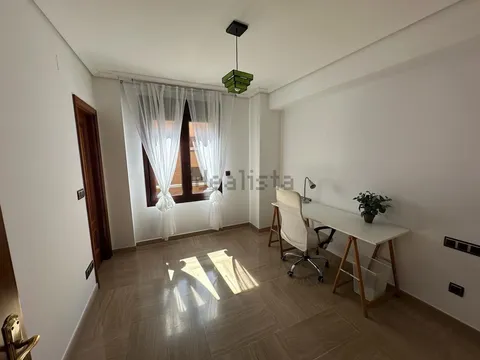 Pis de 90 m² a Còrdova