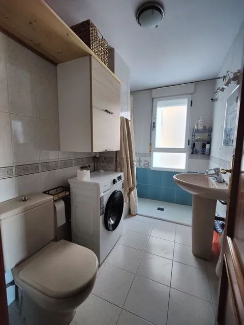 Room for rent, Zamora