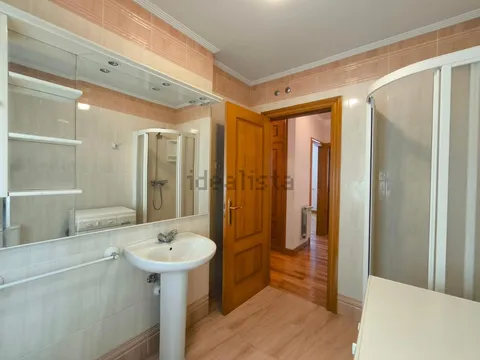 Pis de 100 m² a Lleó