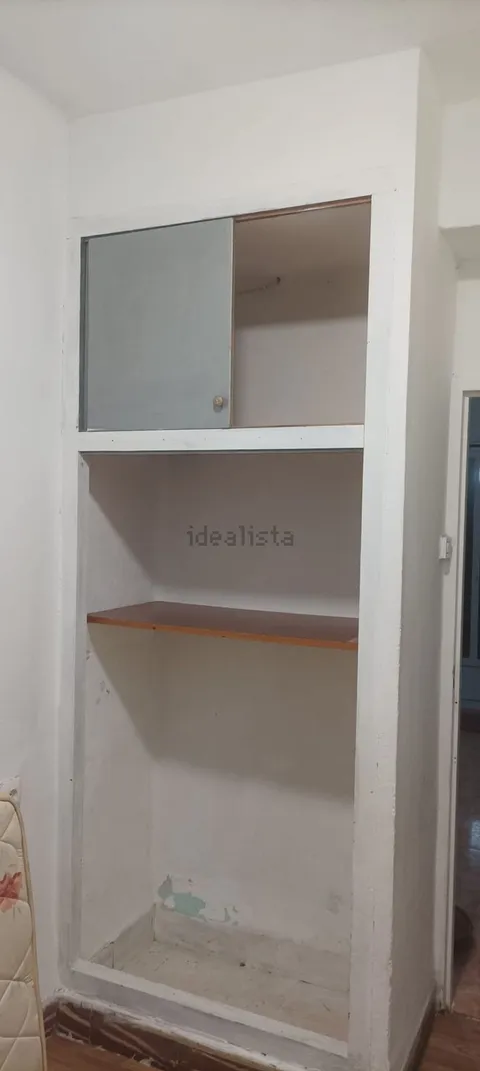 Room for rent, Canals (3/3)