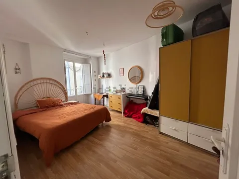 Pis de 69 m² a València