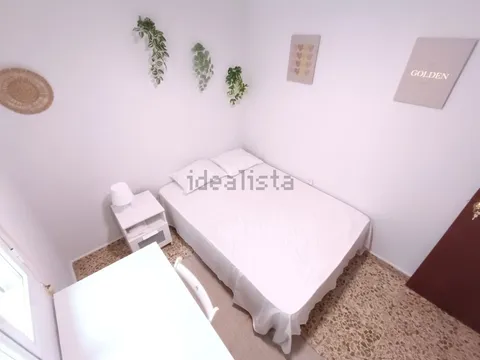 Quarto para alugar, Sevilla (4/10)