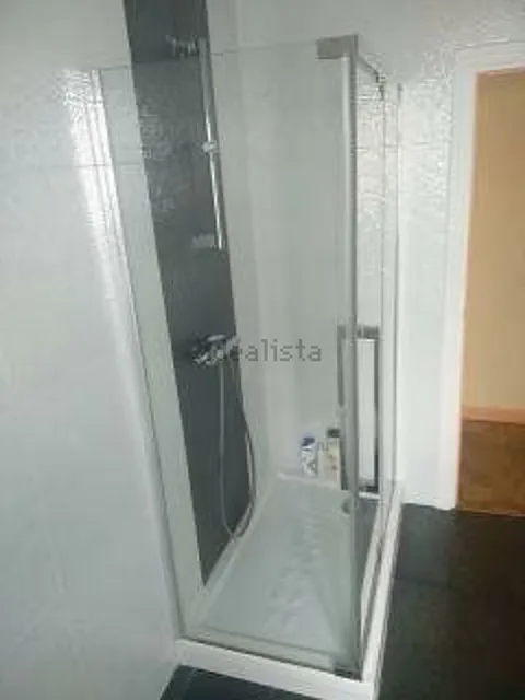 Room for rent, Madrid (2/2)