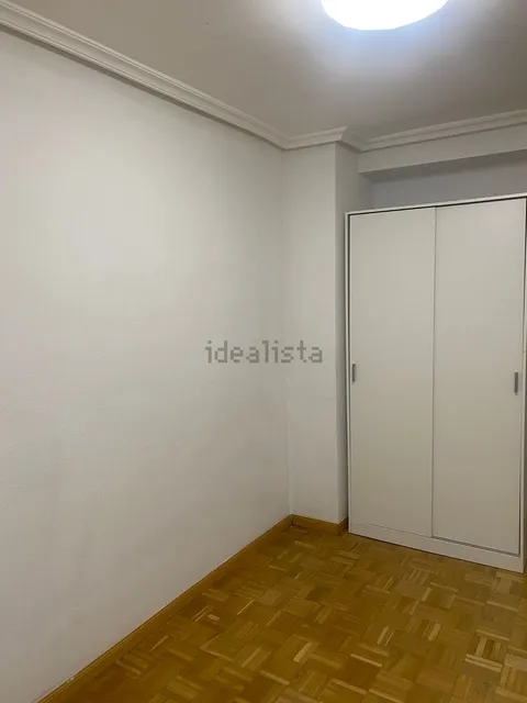 Habitació de lloguer, Vitòria (2/2)