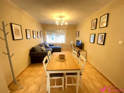 Habitació de lloguer, Godella