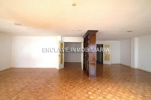 Appartamento 230 m² a Oviedo (3/58)