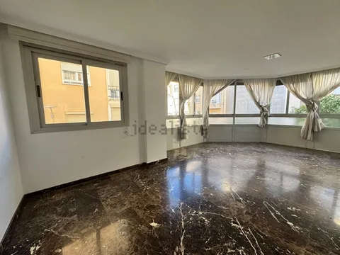 Pis de 122 m² a Almeria